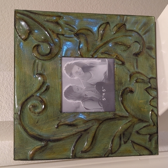 SET of three almost 12x12 metal embossed frames holding 5x5 pictures NEW - Picture 4 of 7